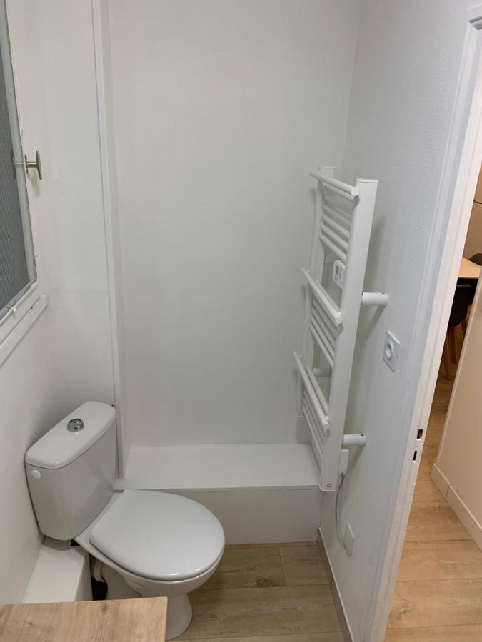 L Effet Mer 70M2 Avec 2 Chambres Doubles Avec Parking 1 Voiture Gratuit, Netflix Disney Plus Disponible Lits Faits A L Arrive Serviettes De Toilettes Fournies Dieppe Eksteriør bilde